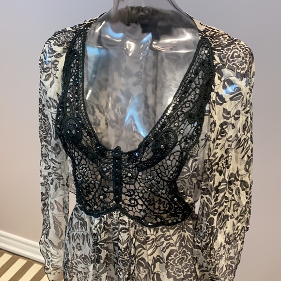 Flowy Top - Picture 2 of 3